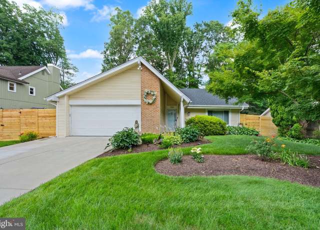 Property at 7909 Mulberry Bottom Ct, Springfield, VA 22153, 3 beds, 2 baths