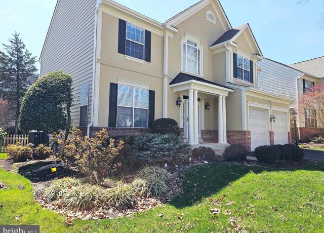 Property at 43239 Chase St, Chantilly, VA 20152, 4 beds, 3.5 baths