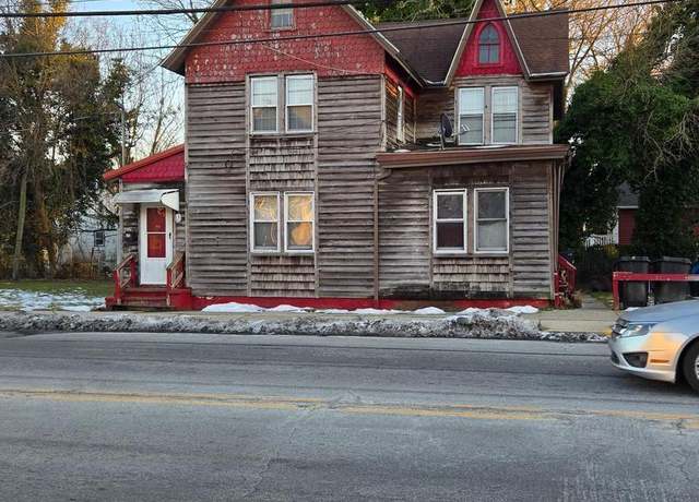 Property at 214 W Division St, Dover, DE 19904, 2 beds, 2.5 baths