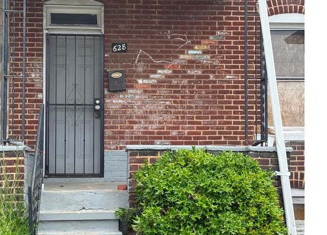 Property at 628 E Patapsco Ave, Baltimore, MD 21225, 3 beds, 1 bath