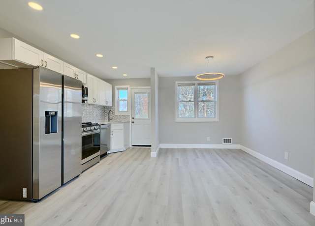 Property at 4110 Glenhunt Rd, Baltimore, MD 21229, 4 beds, 2 baths
