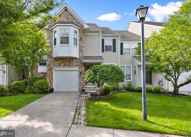 Property at 24 Dorset Ct, Bordentown, NJ 08505, 3 beds, 2.5 baths