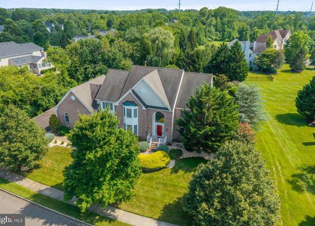 Property at 26 Woodland Dr, Plainsboro, NJ 08536, 4 beds, 3.5 baths
