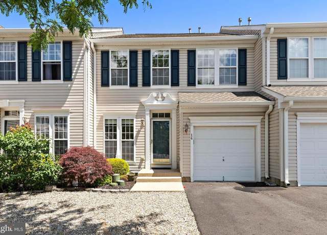 Property at 14 Osprey Ln, Bayville, NJ 08721, 3 beds, 2.5 baths