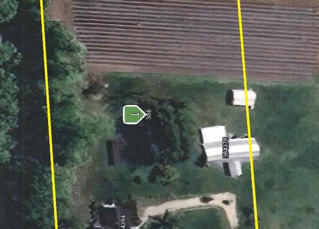 Property at 384--386 Pine Tavern Rd, Elmer, NJ 08318, 4 beds, 1 bath