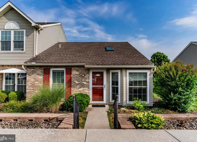 Property at 112 Easterly Dr, Mechanicsburg, PA 17050, 2 beds, 1 bath