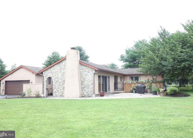 Property at 6 Tower Ln, Lincoln University, PA 19352, 4 beds, 2 baths