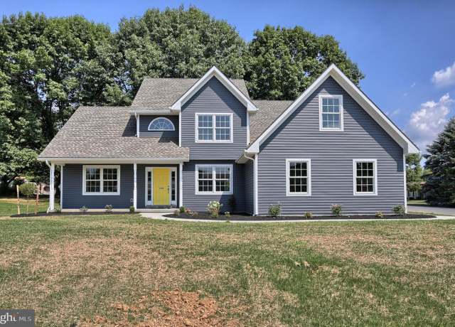 Property at 010 Rolling Meadow Rd, Lebanon, PA 17046, 3 beds, 2.5 baths