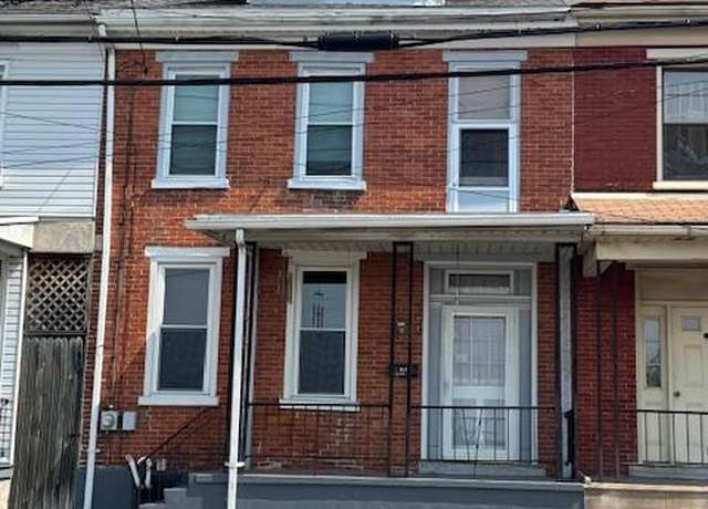 Property at 635 Maple St, Lebanon, PA 17046, 3 beds, 1.5 baths