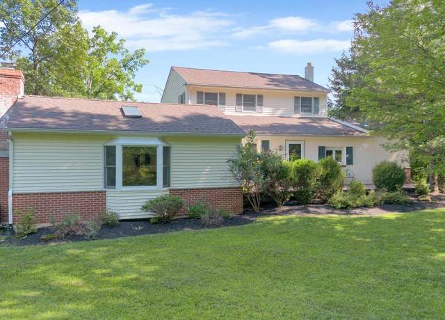 Property at 104 Meng Rd, Schwenksville, PA 19473, 4 beds, 2.5 baths