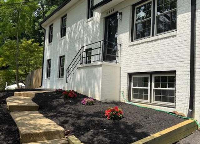 Property at 3009 S Hill St, Arlington, VA 22202, 5 beds, 2 baths