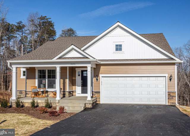 Property at 2113 Warrenton Rd, Fredericksburg, VA 22406, 3 beds, 3 baths