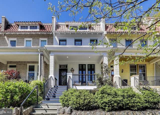 Property at 1112 E St NE, Washington, DC 20002, 5 beds, 4.5 baths