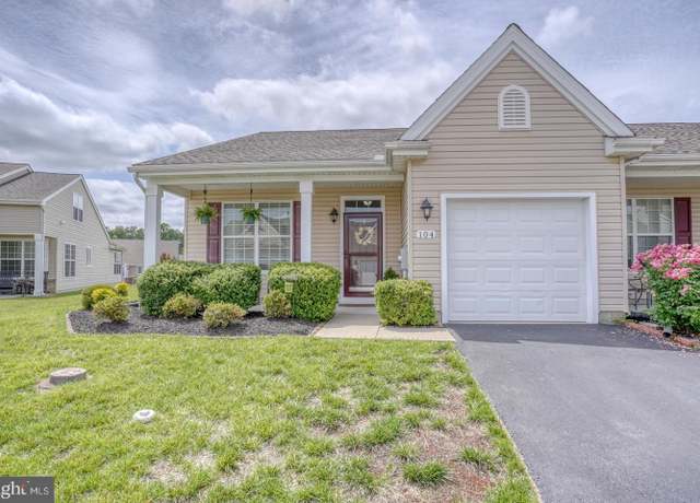 Property at 104 Larkspur Ln, Smyrna, DE 19977, 3 beds, 3 baths