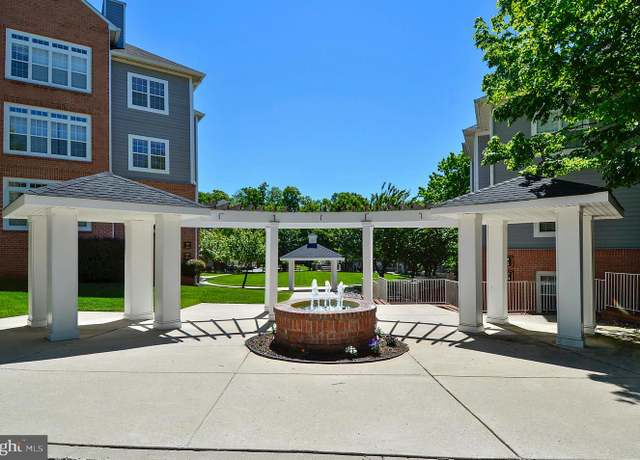 Property at 8923 Groffs Mill Dr #8923, Owings Mills, MD 21117, 1 bed, 1 bath