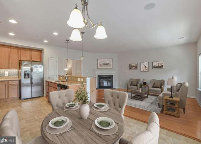 Property at 458 Exchange Ave #458, Gaithersburg, MD 20878, 3 beds, 2.5 baths