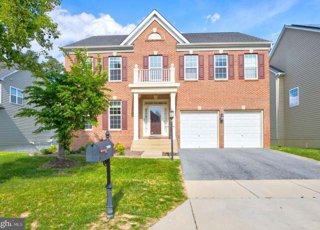 Property at 3900 Chancelsors Dr, Upper Marlboro, MD 20772, 4 beds, 3.5 baths