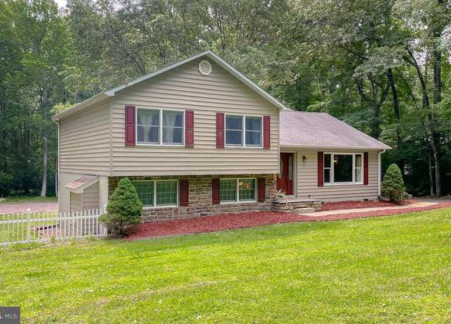 Property at 24950 Morgan Rd, Hollywood, MD 20636, 5 beds, 3 baths