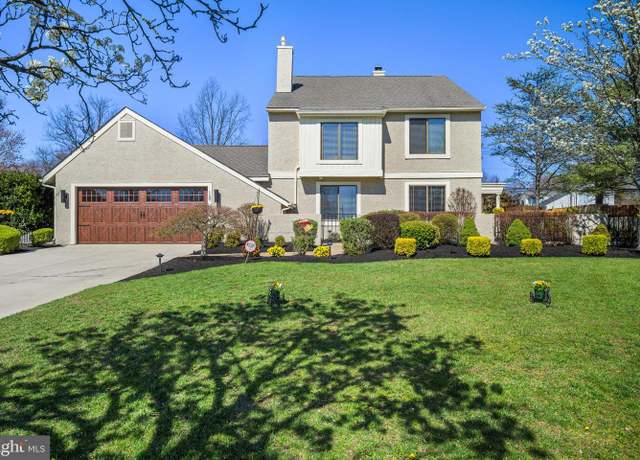 Property at 18 Fairhaven Ct, Cherry Hill, NJ 08003, 3 beds, 2.5 baths