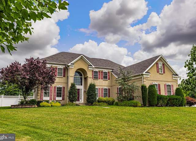 Property at 129 Blue Meadow Ln, Sicklerville, NJ 08081, 4 beds, 3.5 baths