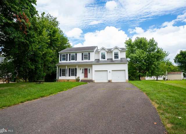 Property at 6 Maple Ave, Hightstown, NJ 08520, 4 beds, 2.5 baths