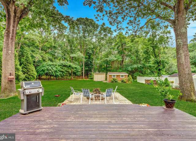 Property at 869 Wright-debow Rd, Jackson, NJ 08527, 3 beds, 2 baths