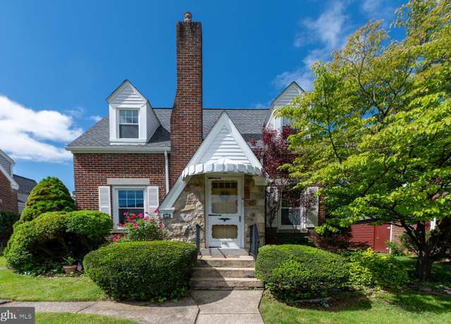 Property at 550 N 2nd St, Emmaus, PA 18049, 3 beds, 2 baths