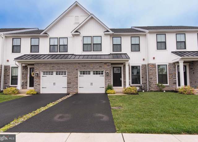 Property at 7953 Milltown Cir, Cheltenham, PA 19012, 3 beds, 3.5 baths