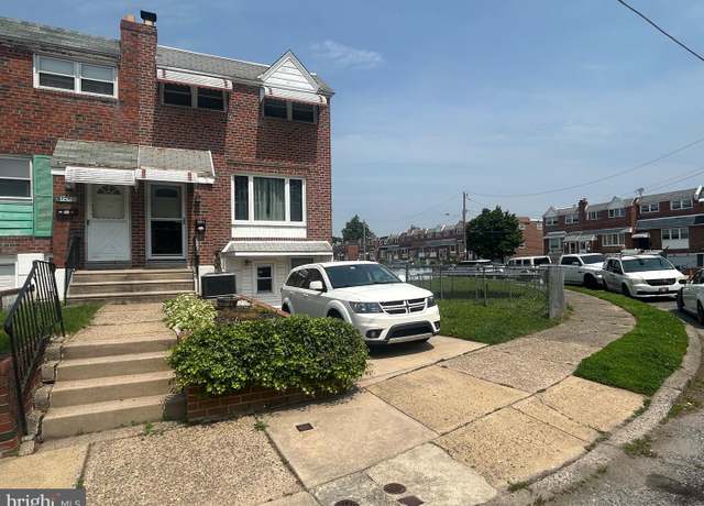 Property at 12614 Biscayne Dr, Philadelphia, PA 19154, 4 beds, 2.5 baths