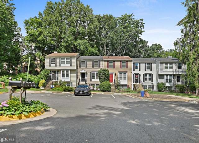Property at 11050 Granby Ct, Reston, VA 20191, 3 beds, 2.5 baths