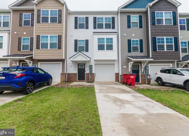 Property at 63 Olga Dr, Martinsburg, WV 25403, 4 beds, 3.5 baths