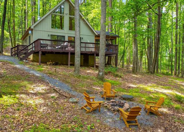 Property at 114 Limestone Ln, Berkeley Springs, WV 25411, 3 beds, 1 bath