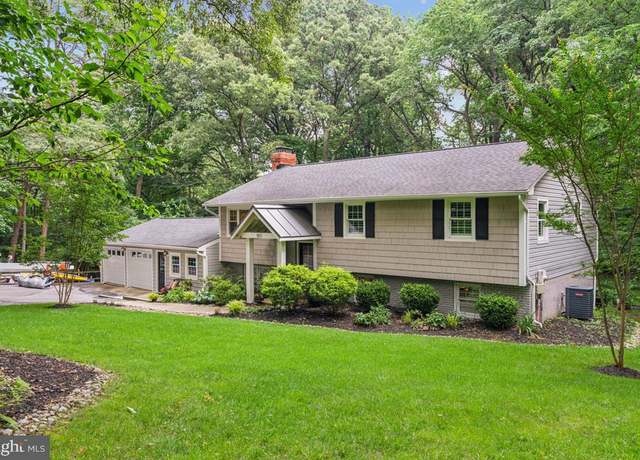 Property at 901 Shore Acres Rd, Arnold, MD 21012, 4 beds, 3 baths