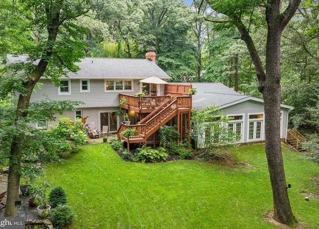 Property at 901 Shore Acres Rd, Arnold, MD 21012, 4 beds, 3 baths
