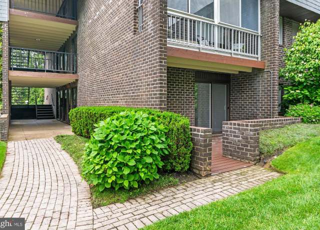 Property at 2-A Stonehenge Cir Unit 2A-2, Baltimore, MD 21208, 2 beds, 1 bath