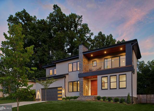 Property at 5600 Huntington Pkwy, Bethesda, MD 20814, 6 beds, 5.5 baths