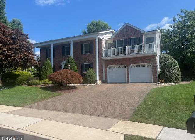 Property at 8 Libby Dr, Monmouth Junction, NJ 08852, 4 beds, 3 baths