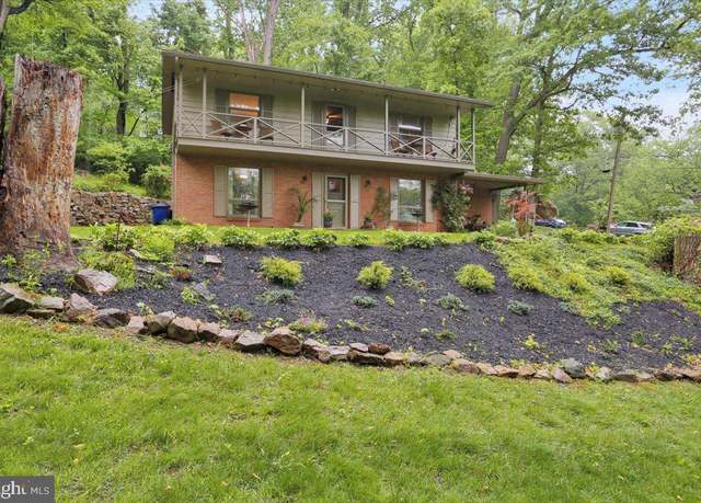 Property at 3455 Pine Ave, Reading, PA 19606, 3 beds, 2.5 baths