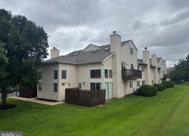 Property at 419 Wexford Way, Telford, PA 18969, 2 beds, 2 baths