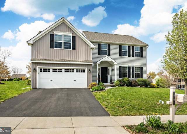 Property at 1704 Beufort Ct, Coatesville, PA 19320, 4 beds, 2.5 baths