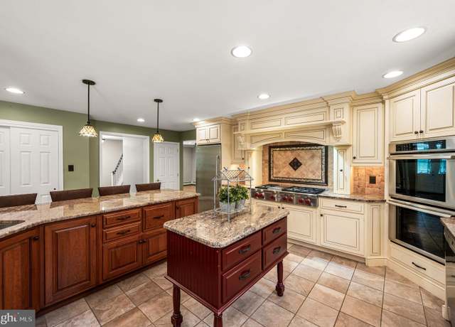 Property at 1436 Linden Ln, West Chester, PA 19380, 4 beds, 3 baths