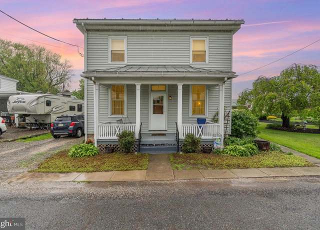 Property at 1405 Berrysburg Rd, Millersburg, PA 17061, 3 beds, 2 baths