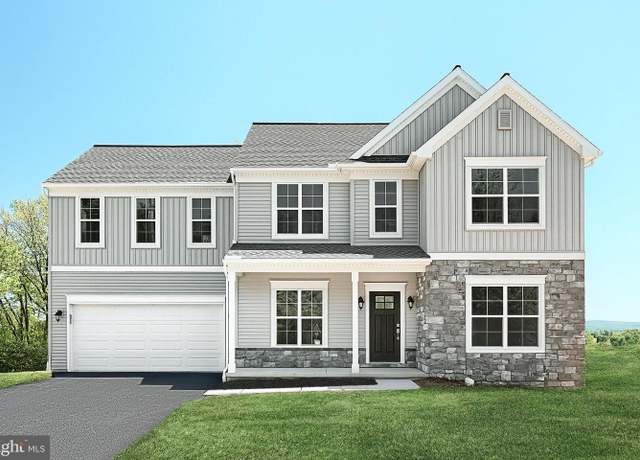 Property at 834 Kimmerlings Rd, Lebanon, PA 17046, 4 beds, 2.5 baths