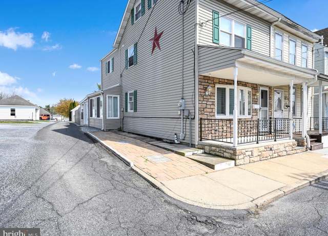 Property at 336 S Broad St, Lebanon, PA 17042, 3 beds, 1.5 baths