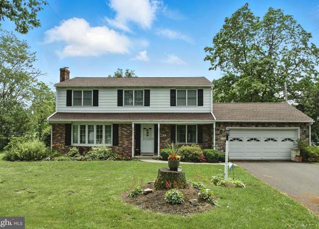 Property at 40 E Cherry Ln, Souderton, PA 18964, 4 beds, 2.5 baths