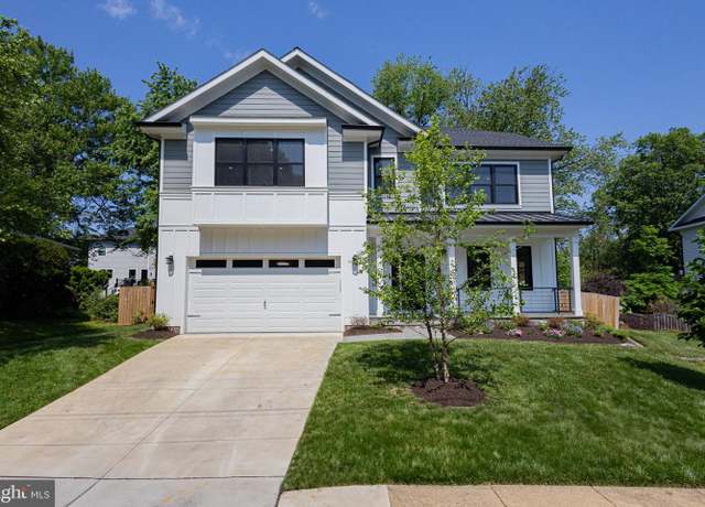 Property at 403 Yeonas Dr SW, Vienna, VA 22180, 6 beds, 5.5 baths