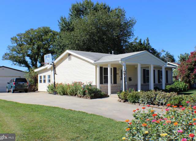 Property at 111 N Hickory Rd, Sterling, VA 20164, 4 beds, 2 baths