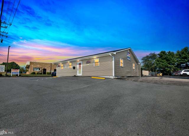 Property at 8504 Miramar Rd, Pasadena, MD 21122, 0.5 baths