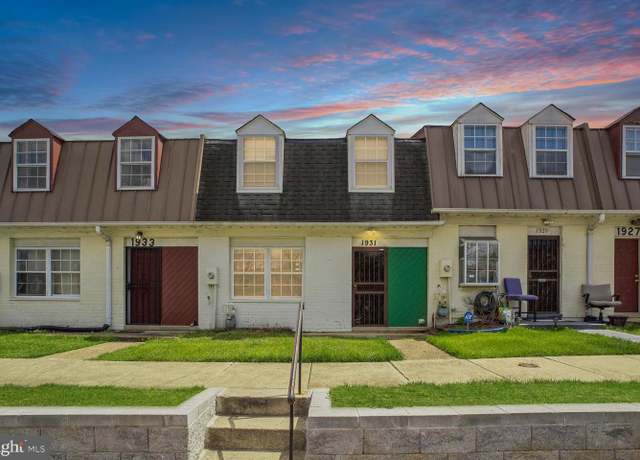 Property at 1931 Village Green Dr Unit U-203, Hyattsville, MD 20785, 3 beds, 2 baths