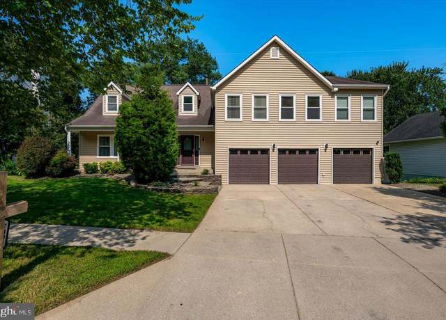 Property at 7403 Old Chapel Dr, Bowie, MD 20715, 5 beds, 4.5 baths